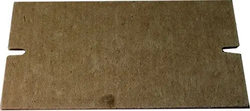 Wärmedämmplatte aus MDF, passend für die Brennkammerrückwand. Produkt von Wolf, geeignet zur Isolierung in Heizsystemen.